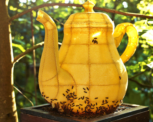 Bee Teapot