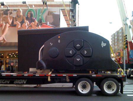 Sony has updated its New York billboard to the PSP3000 model 