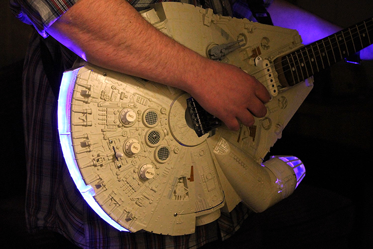 Star Wars Millennium Falcon Guitar