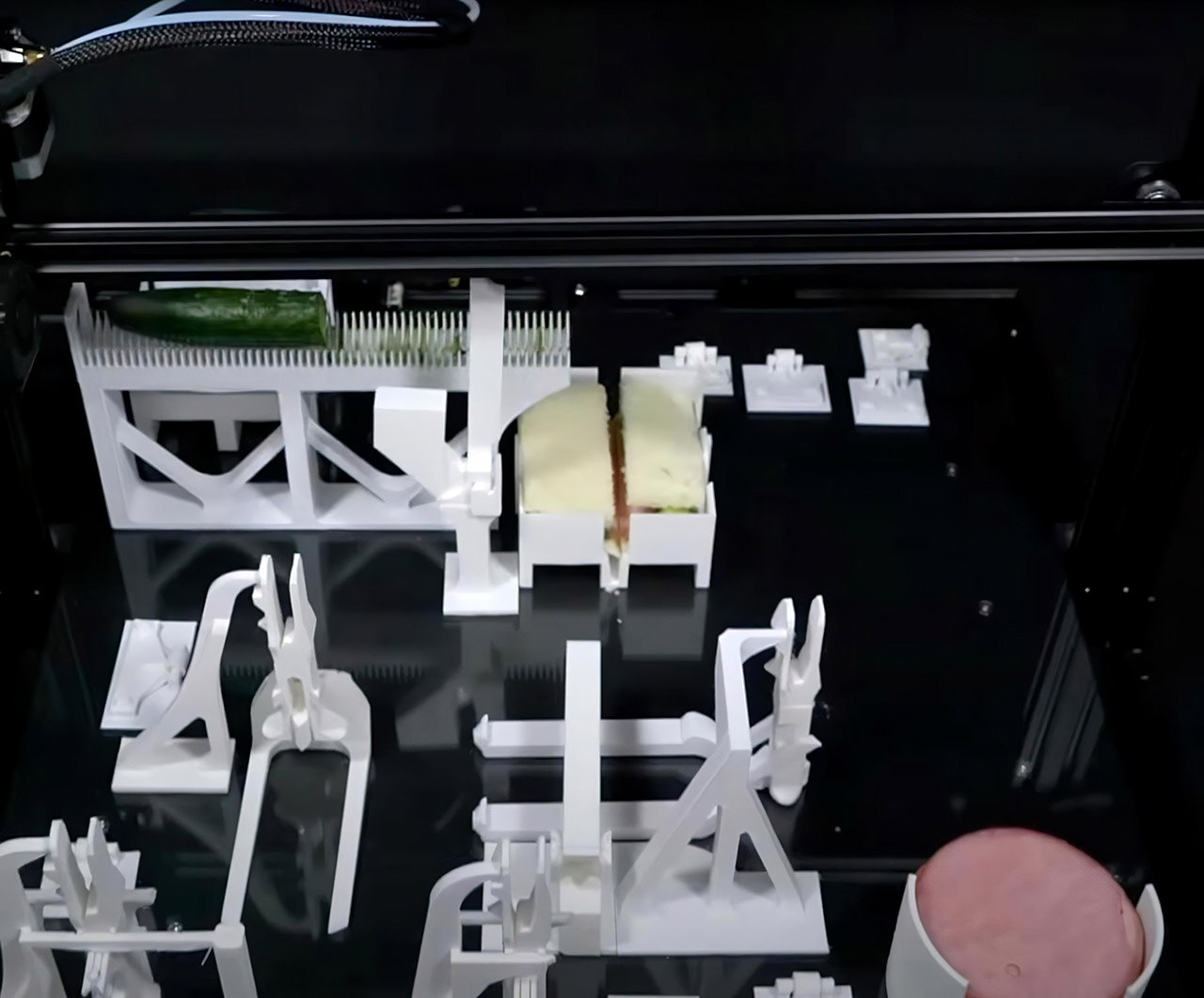 3D Printer Sandwich-Making Robot