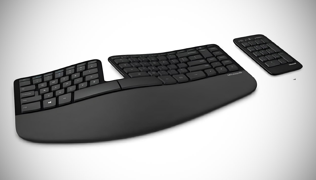 Microsoft Sculpt Ergonomic Wireless Keyboard 2022